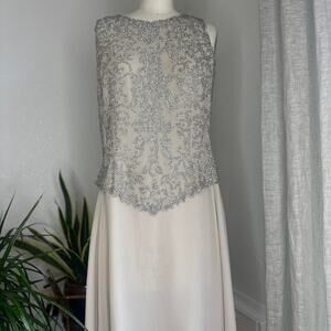 J Kara New York Women’s M/L Gown Champagne Beaded Sleeveless Chiffon Formal